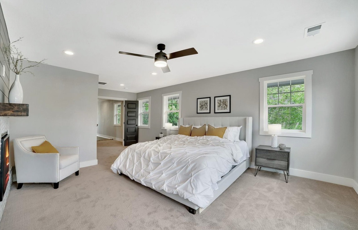 Bedrooms 2